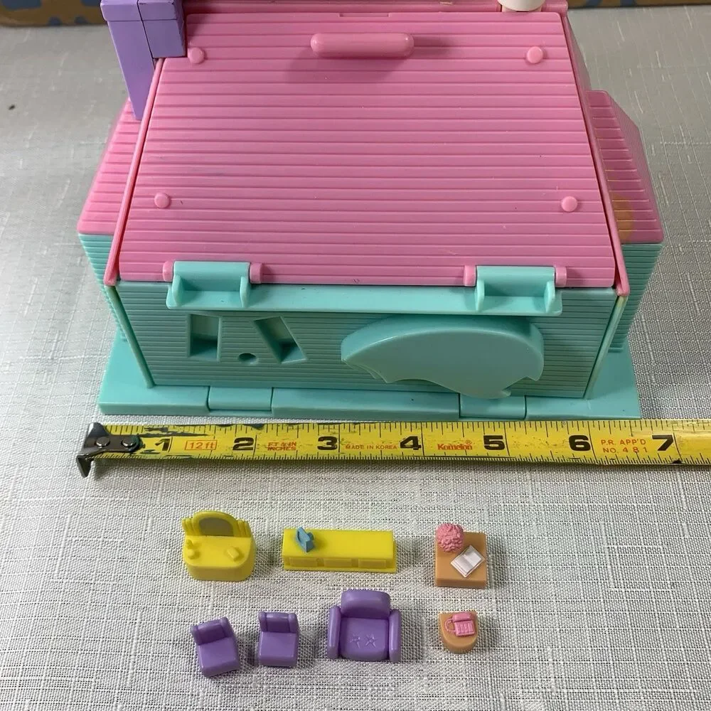 Blue Box Toys Tiny Dream Carry Along Mini Dollhouse Some Furniture 1990s